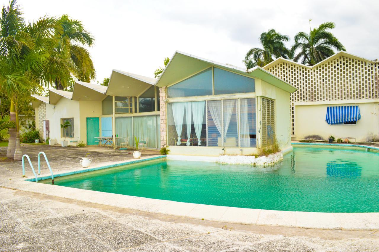 Sahara Dela Mer Inn Montego Bay Exteriör bild