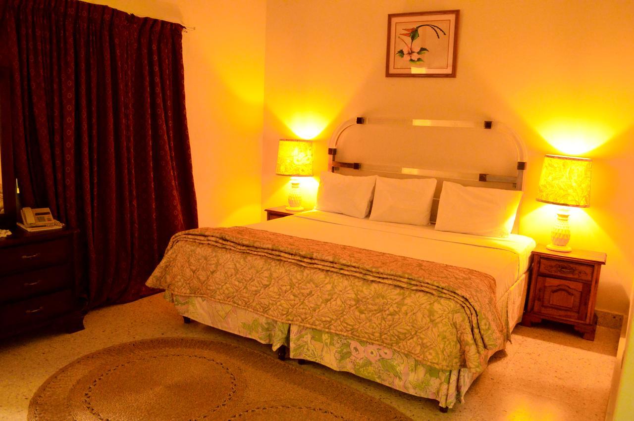 Sahara Dela Mer Inn Montego Bay Exteriör bild